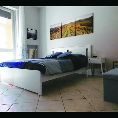 Daire Ca Valente Alba (Piedmont)